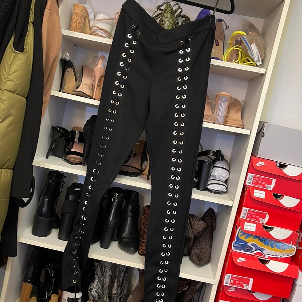 Black tie leggings